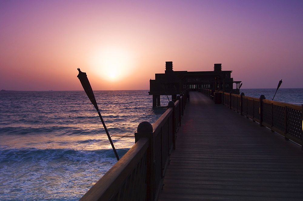 Pier at Madinat Jumeirah Hotel, Dubai, United Arab Emirates, Middle East