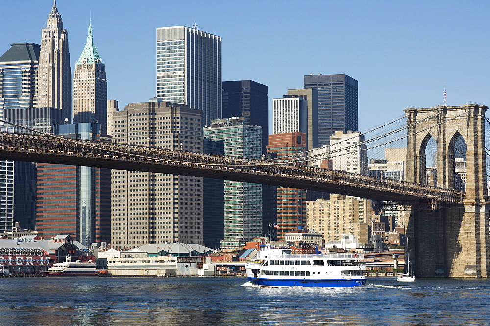 Manhattan skyline, Brooklyn Bridge and the East River, New York City, New York, United States of America, North America