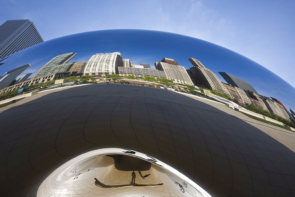 Cloud Gate sculpture in Millennium Park reflecting the skyscrapers of North Michigan Avenue, Chicago, Illinois, United States of America, North America