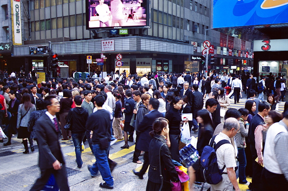 Busy crossing, Central, Hong Kong Island, Hong Kong, China, Asia