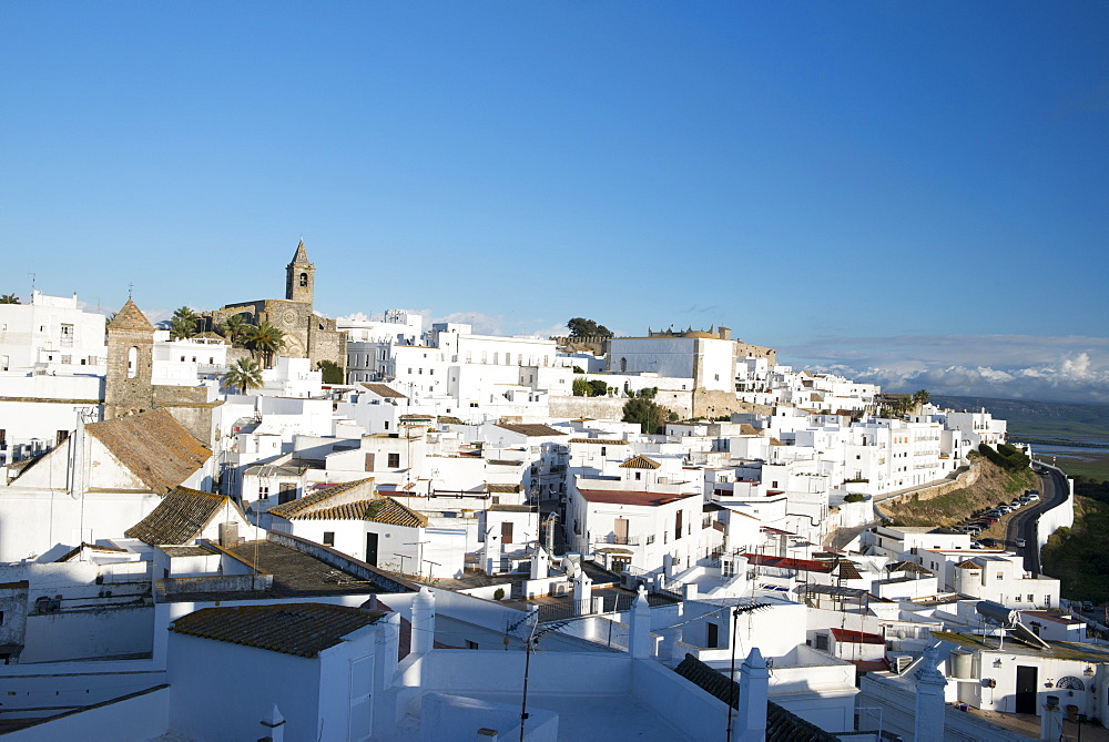 Rooftop views of the whitewashed village (Pueblos blanca) of Vejer de la Frontera, Cadiz province, Andalucia, Spain, Europe