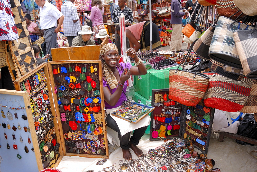 Tourist market, Nairobi, Kenya, East Africa, Africa