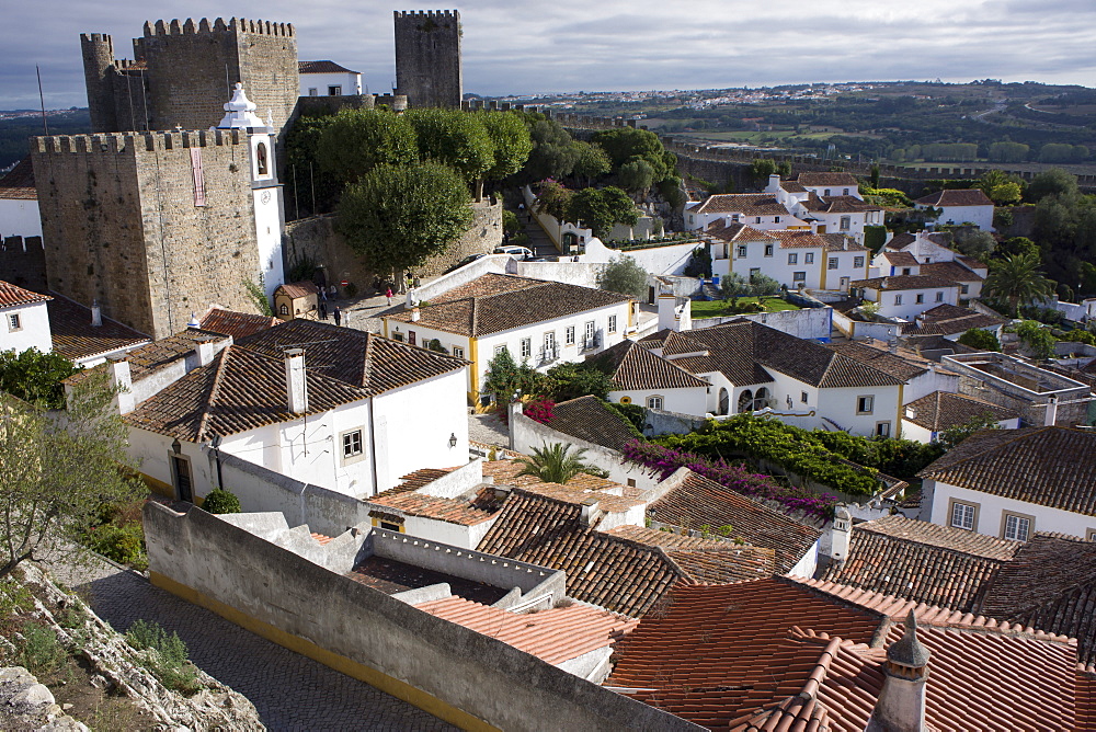 Walled medieval town, declared national monument, Obidos, Estremadura, Portugal, Europe 