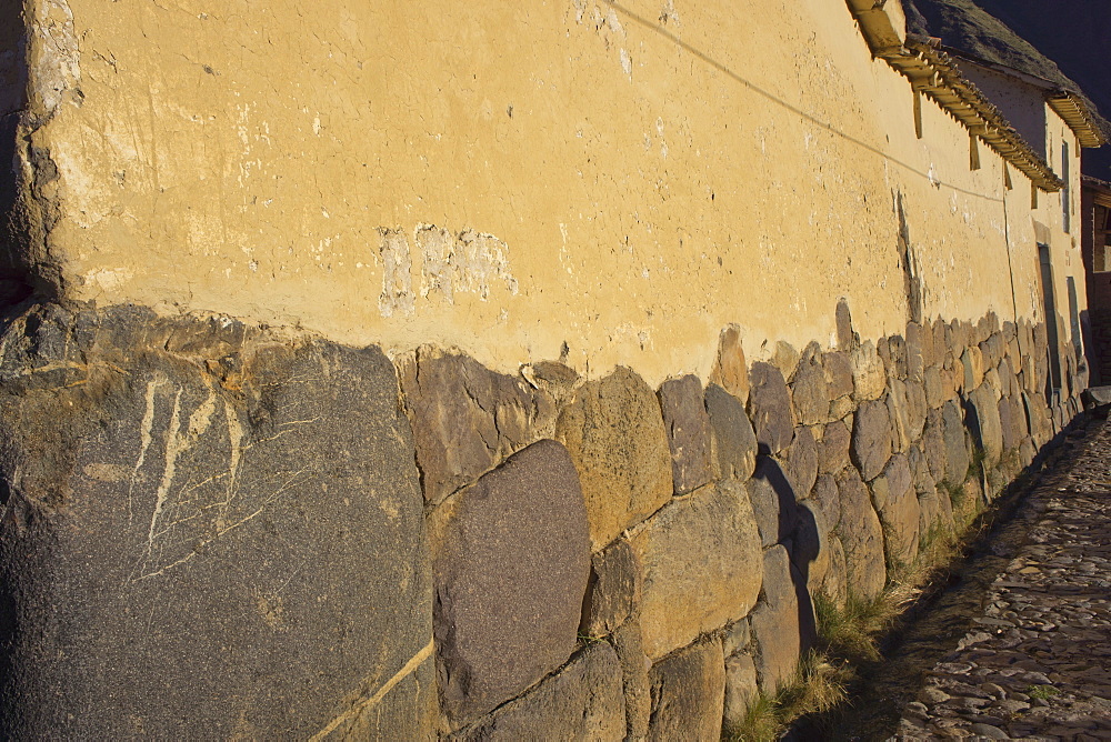 Inca wall in Ollantaytambo, Peru, South America 