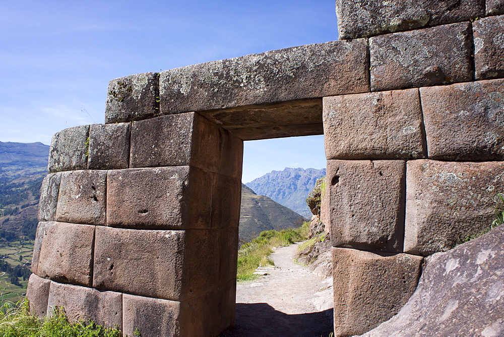 Inca ruins in the Sacred Valley, Pissac, Peru, South America 