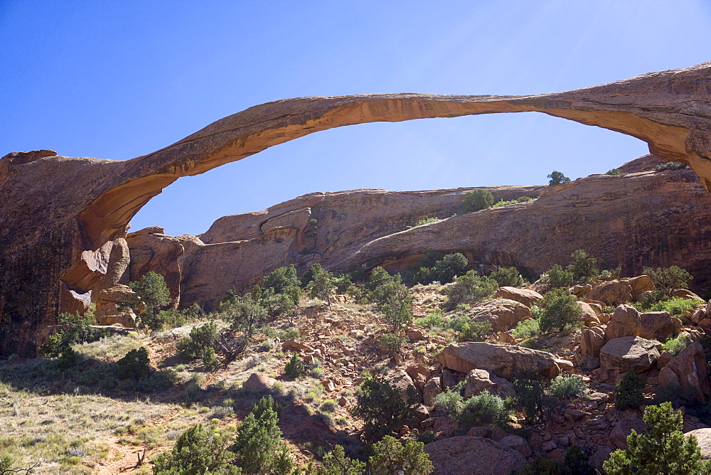 Landscape Arch, Arches National Park, Utah, United States of America, North America