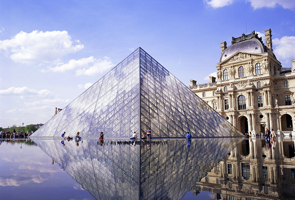 Musee du Louvre and Pyramide, Paris, France, Europe