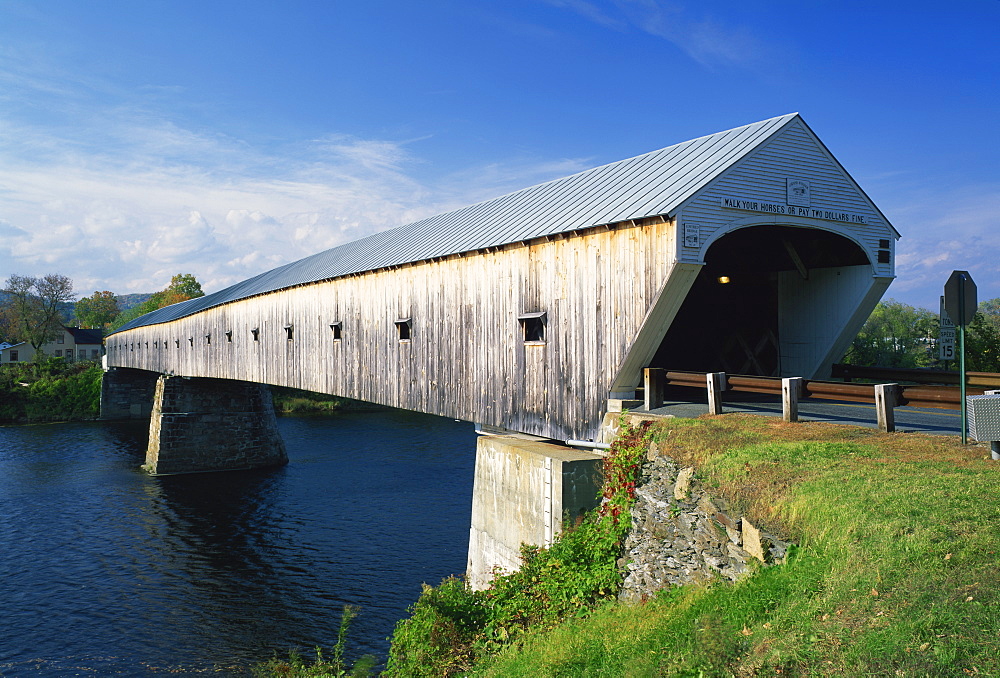 The Cornish-Windsor Bridge, the longest covered bridge in the USA, Vermont, New England, United States of America, North America