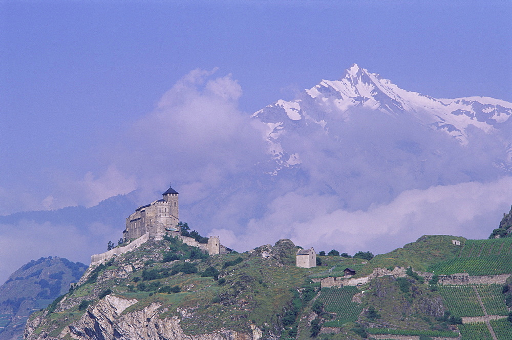 Valeria castle with mountains beyond, Valeria, Sion, Valais, Swiss Alps, Switzerland, Europe