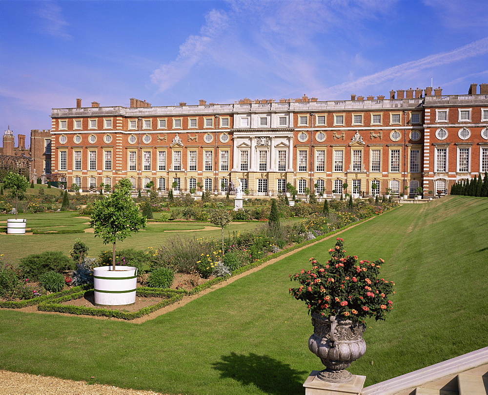 Hampton Court Palace, Greater London, England, United Kingdom, Europe