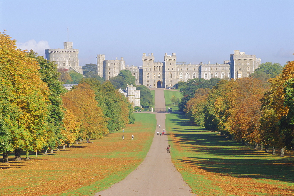 The Long Walk and Windsor Castle, Windsor, Berkshire, England, UK