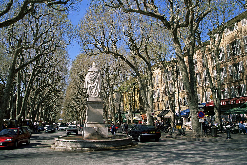 Cours Mirabeau, Aix-en-Provence, Bouches du Rhone, Provence, France, Europe