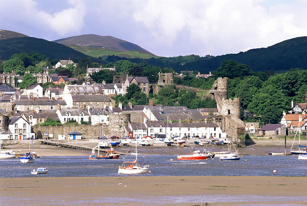 Conwy Town and harbour, Conwy, North Wales, Wales, United Kingdom, Europe