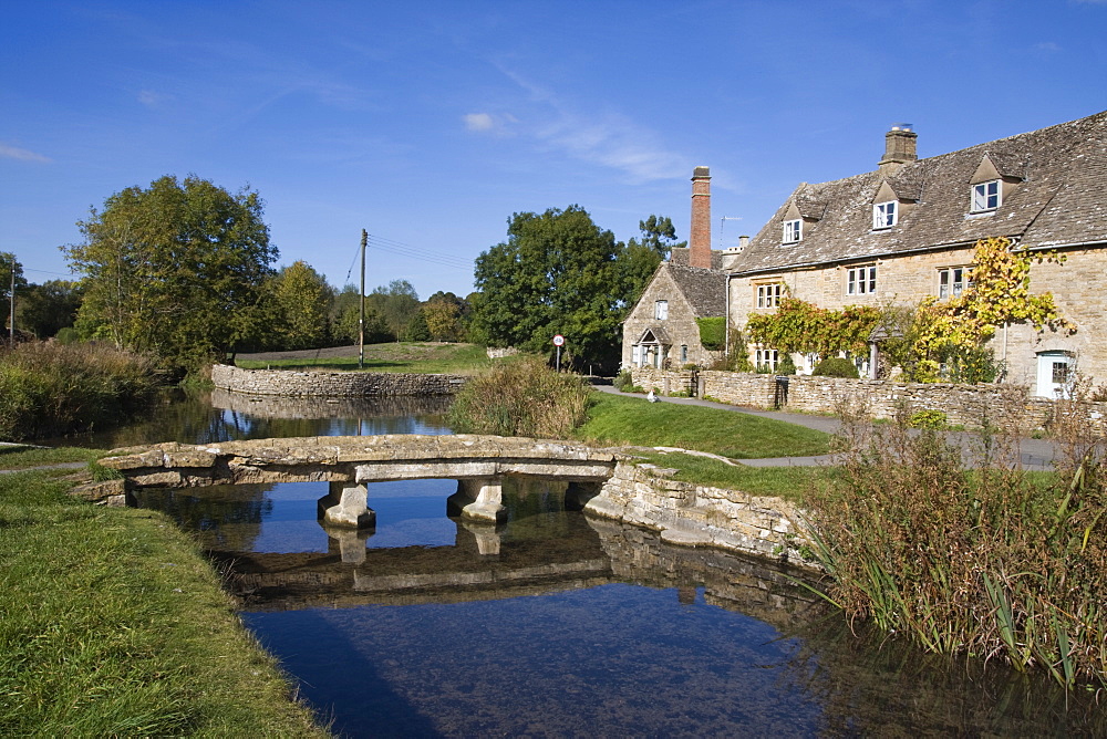 River Eye, Lower Slaughter village, The Cotswolds, Gloucestershire, England, United Kingdom, Europe