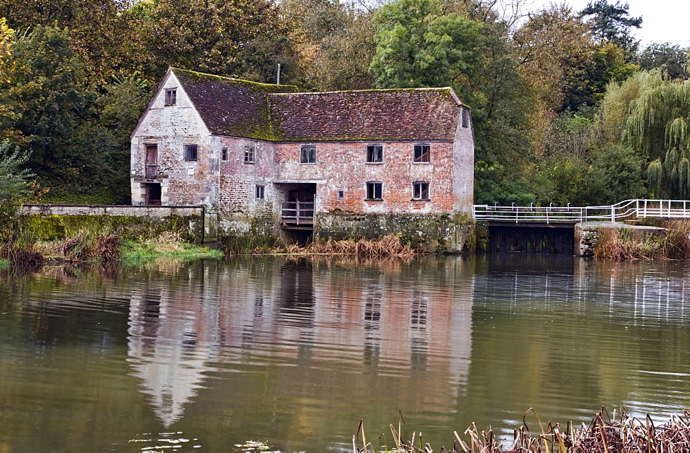 Sturminster Newton Mill and River Stour, Dorset, England, United Kingdom, Europe