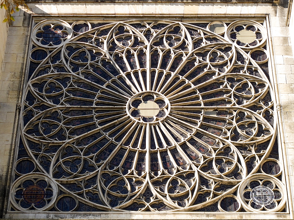 South transept rose window exterior, Troyes Cathedral, Champagne-Ardenne, France, Europe