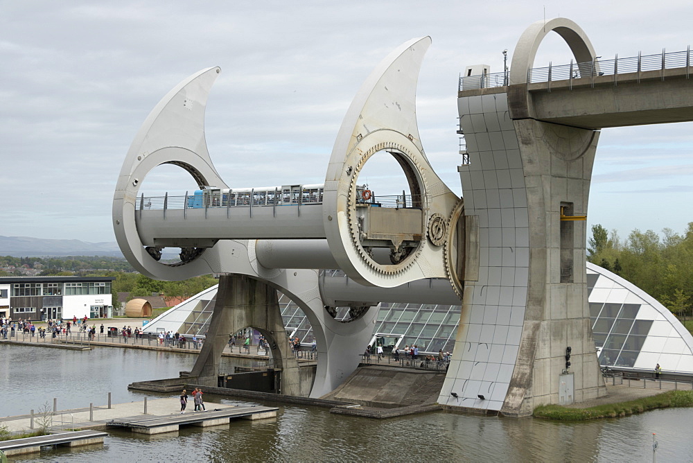 The Falkirk Wheel operating, Falkirk, Scotland, United Kingdom, Europe