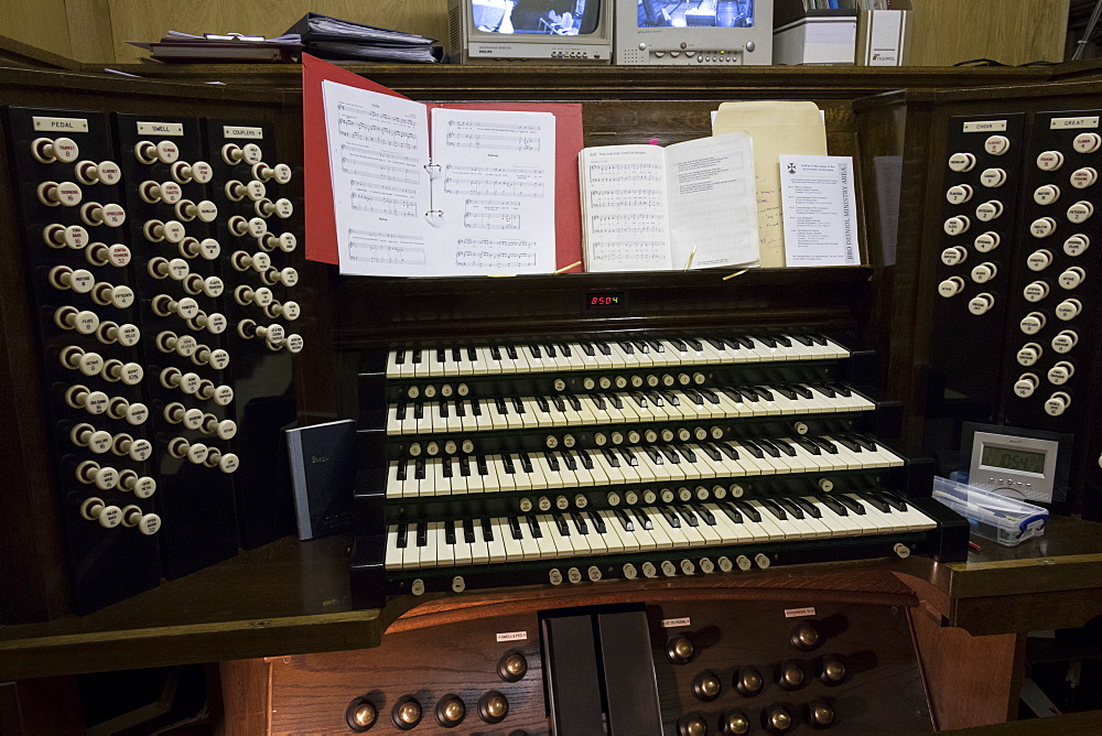 The organ console, Bangor Cathedral, Wales, United Kingdom, Europe