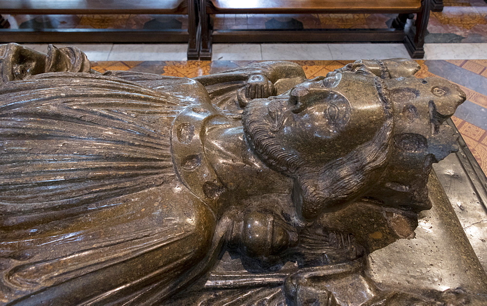 Effigy of King John, Worcester Cathedral, Worcester, England, United Kingdom, Europe