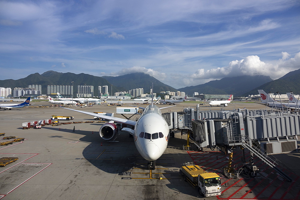 Boeing 787 Dreamliner at Hong Kong International Airport, Hong Kong, China, Asia