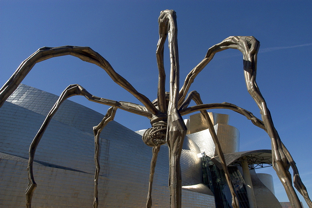 Spider sculpture outside by Louise Bourgeois, Guggenheim Museum, Bilbao, Basque country, Spain, Europe