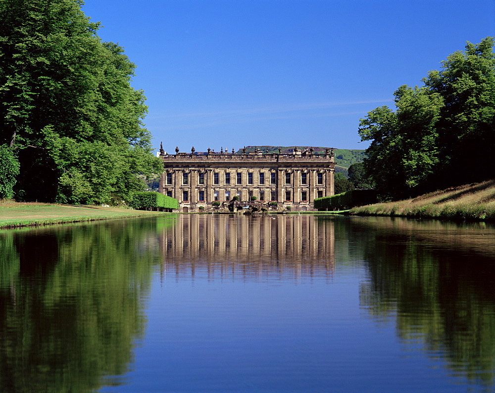 Chatsworth House and lake, Derbyshire, England, United Kingdom, Europe