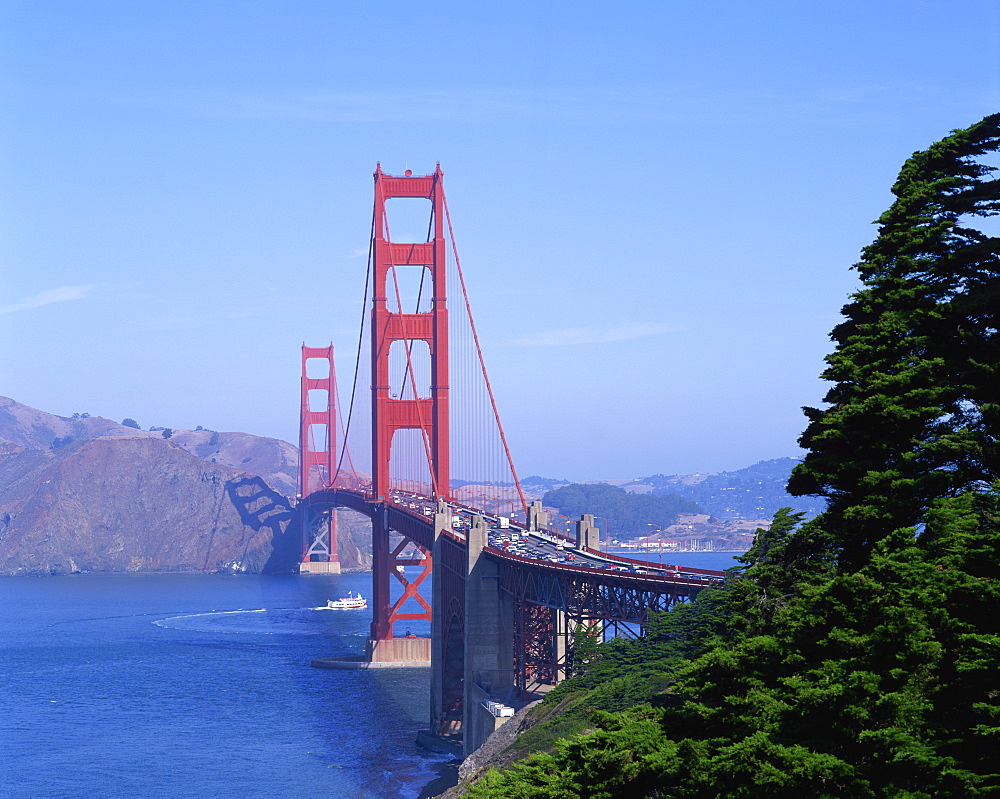 Golden Gate Bridge, San Francisco, California, United States of America, North America