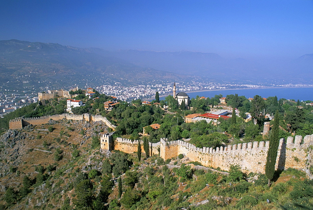 Part of the encircling wall, 8km long, Alanya, Anatolia, Turkey, Asia Minor, Asia