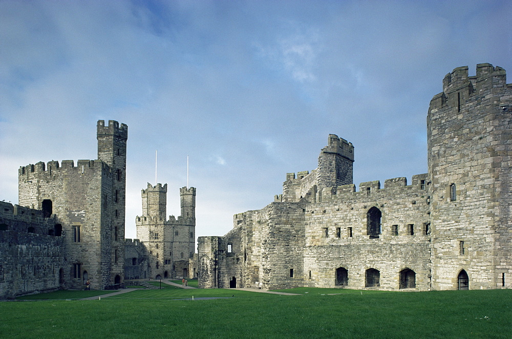 Caernarfon (Caernarvon) Castle, UNESCO World Heritage Site, Gwynedd, Wales, United Kingdom, Europe