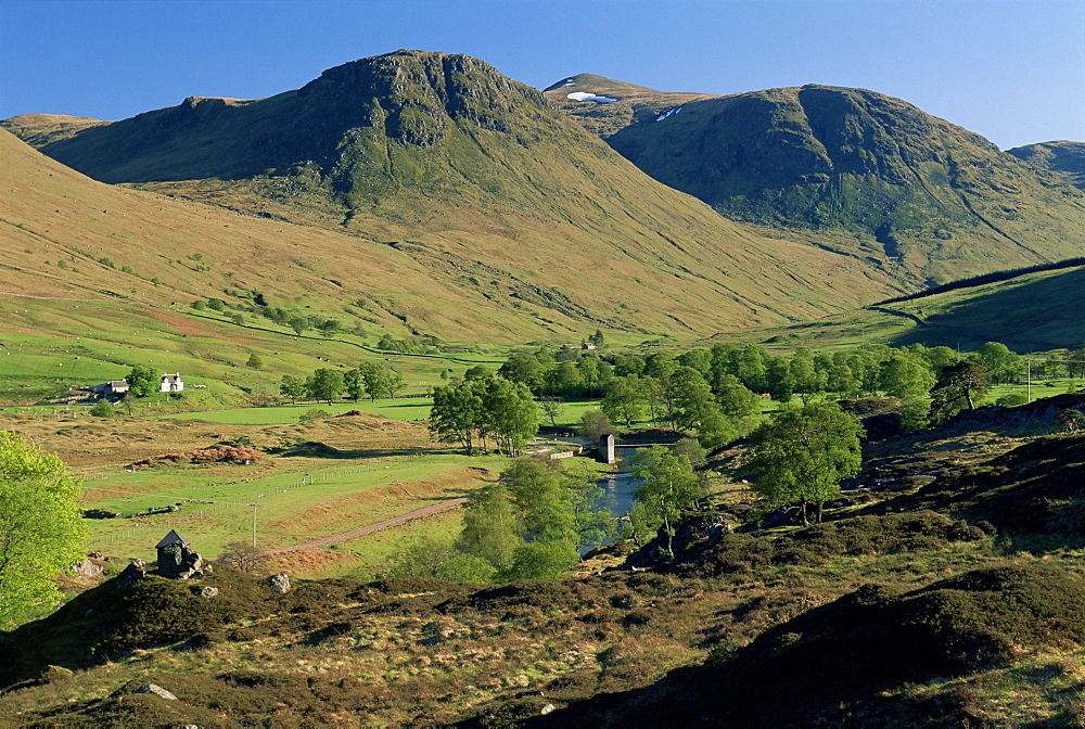 Glen Lyon, River Lyon and Meggernie Castle, Tayside, Scotland, United Kingdom, Europe