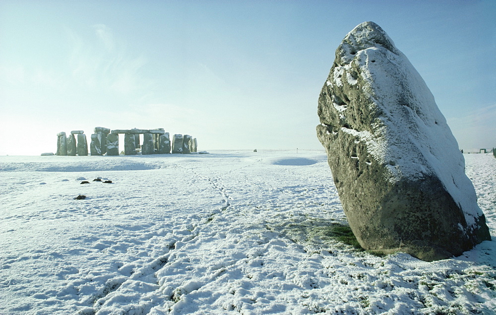 Stonehenge, UNESCO World Heritage Site, in winter, Wiltshire, England, United Kingdom, Europe