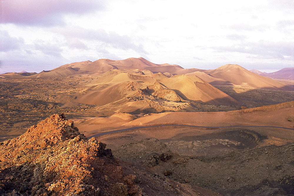 Mountains of Fire, Timanfaya National Park, Lanzarote, Canary Islands, Spain, Europe