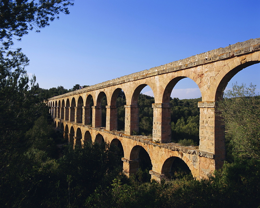 Roman Aquaduct, Tarragona, Costa Dorada, Catalonia, Spain