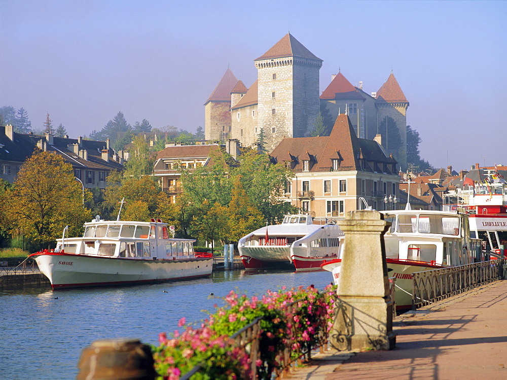 Annecy, Haute Savoie, Rhone Alps, France, Europe