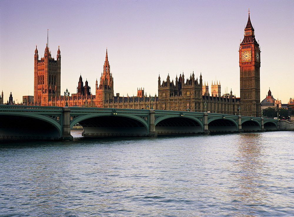 Westminster Bridge and the Houses of Parliament, Westminster, London, England, United Kingdom, Europe