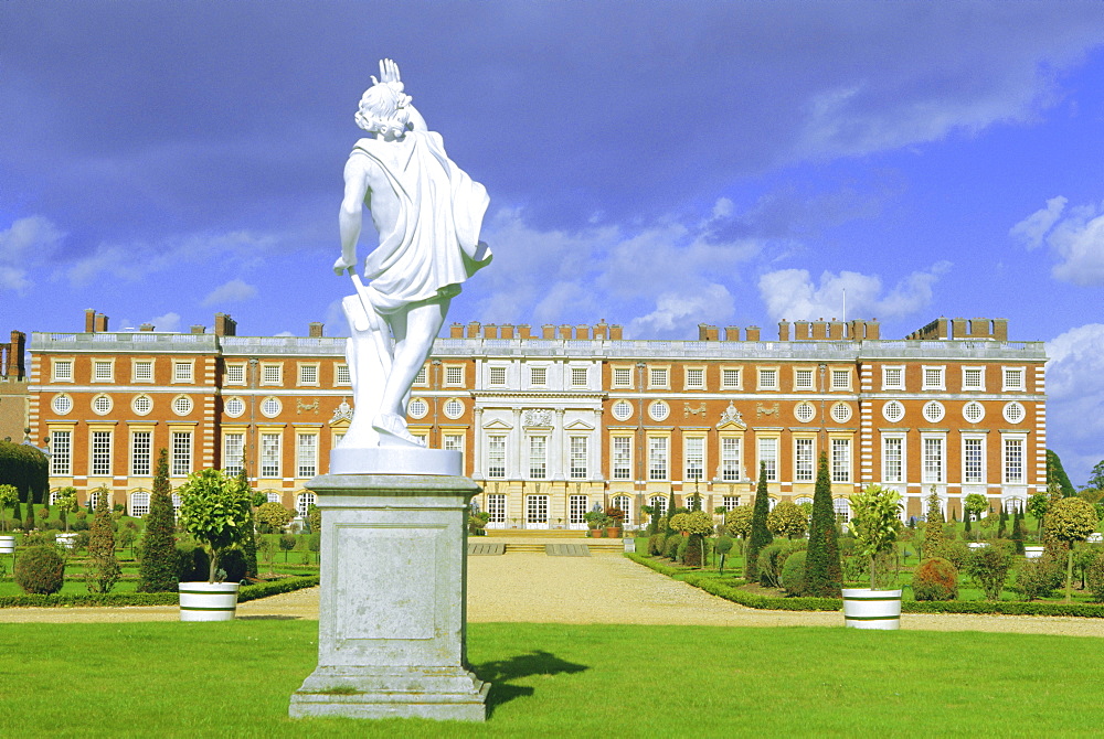 The Privy Garden, Hampton Court Palace, Hampton Court, Surrey, England, UK