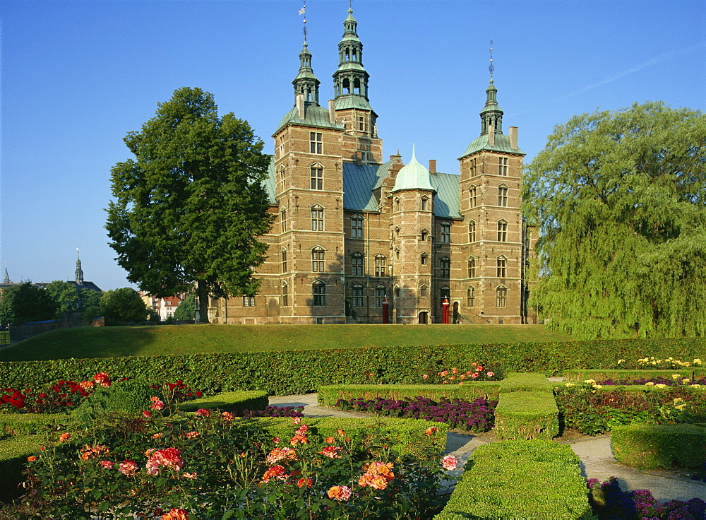 The garden and castle of Rosenborg Slot, Copenhagen, Denmark, Scandinavia, Europe