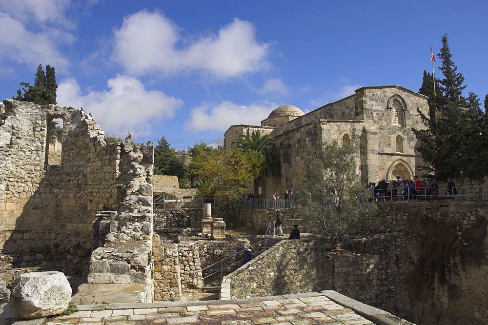 Bethesda pool with St. Anne church in the background, Old City, Jerusalem, Israel, Middle East