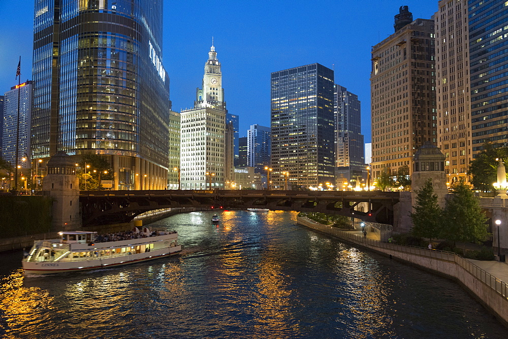 Along the Chicago River at dusk, Downtown Chicago, Illinois, United States of America, North America