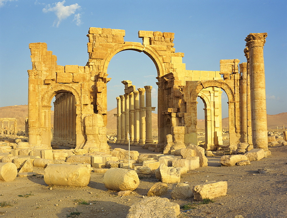 The Monumental Arch, at the ancient Graeco-Roman city of Palmyra, UNESCO World Heritage Site, Syria, Middle East