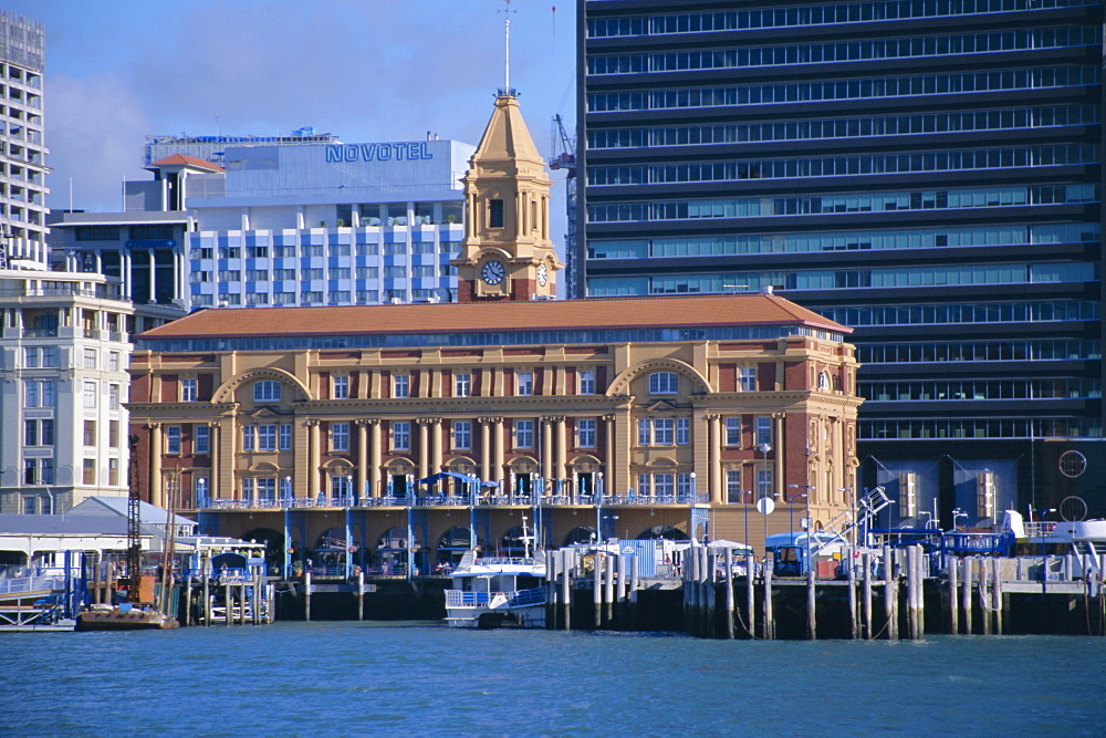 Ferry Terminal on waterfront and catamarans going to islands, Auckland, Central Auckland, North Island, New Zealand, Pacific