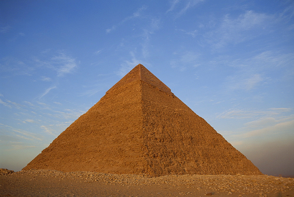 One of the pyramids at Giza, UNESCO World Heritage Site, Cairo, Egypt, North Africa, Africa