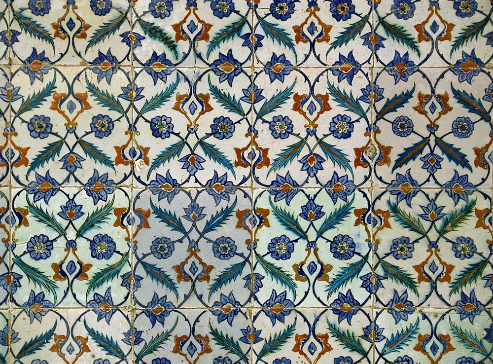 Detail of tiles in the Harem, Topkapi Palace, Istanbul, Turkey, Europe