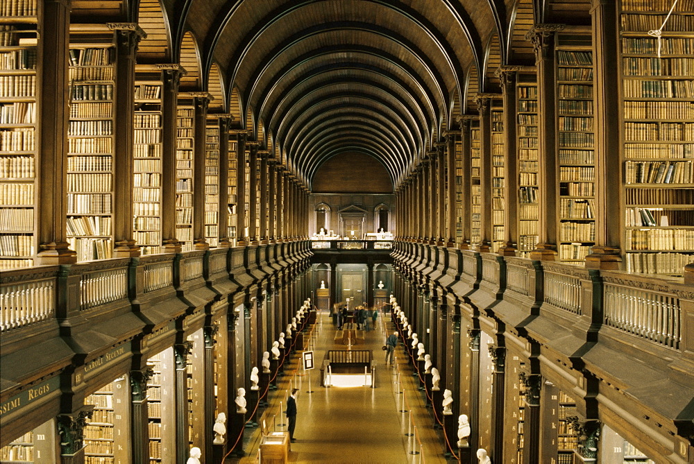 Interior of the Library, Trinity College, Dublin, Eire (Republic of Ireland), Europe