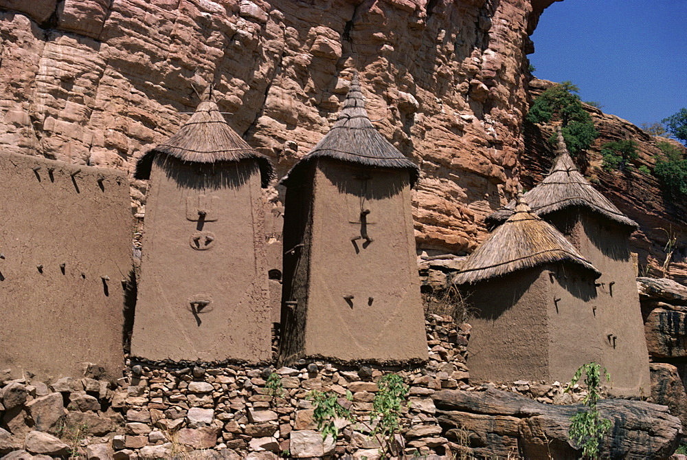 Grain stores in Irelli Village, Bandiagara Escarpment, Dogon area, UNESCO World Heritage Site, Mali, West Africa, Africa