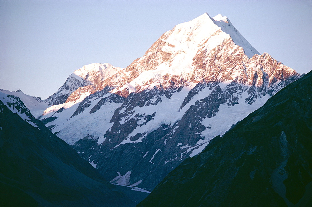 Mount Cook in the setting sun, Mount Cook National Park, Canterbury, Southern Alps, South Island, New Zealand, Pacific