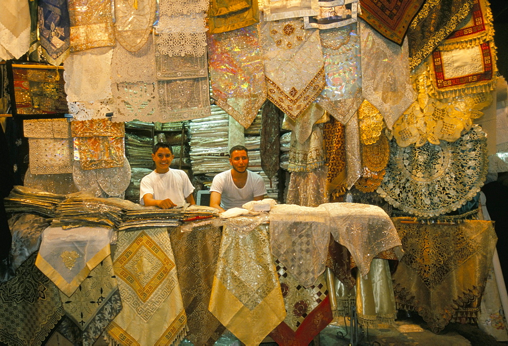 Selling lace, Souq al-Hamidiyya, Old City's main covered market, Damascus, Syria, Middle East