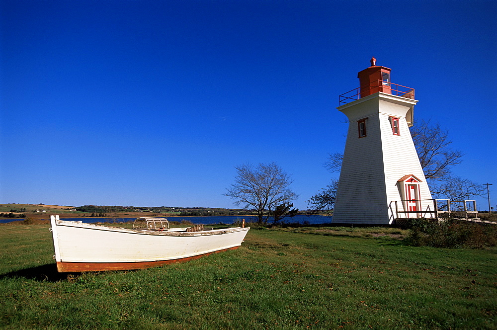 Lighthouse at Victoria by the sea, Prince Edward Island, Canada, North America