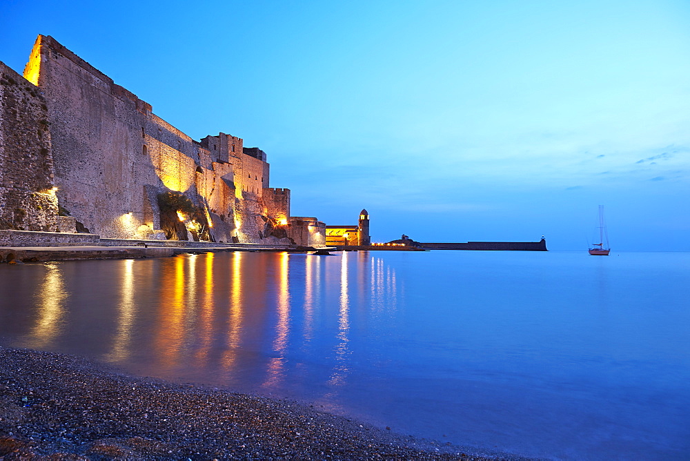 Chateau Royale, Collioure, Languedoc-Roussillon, France, Mediterranean, Europe