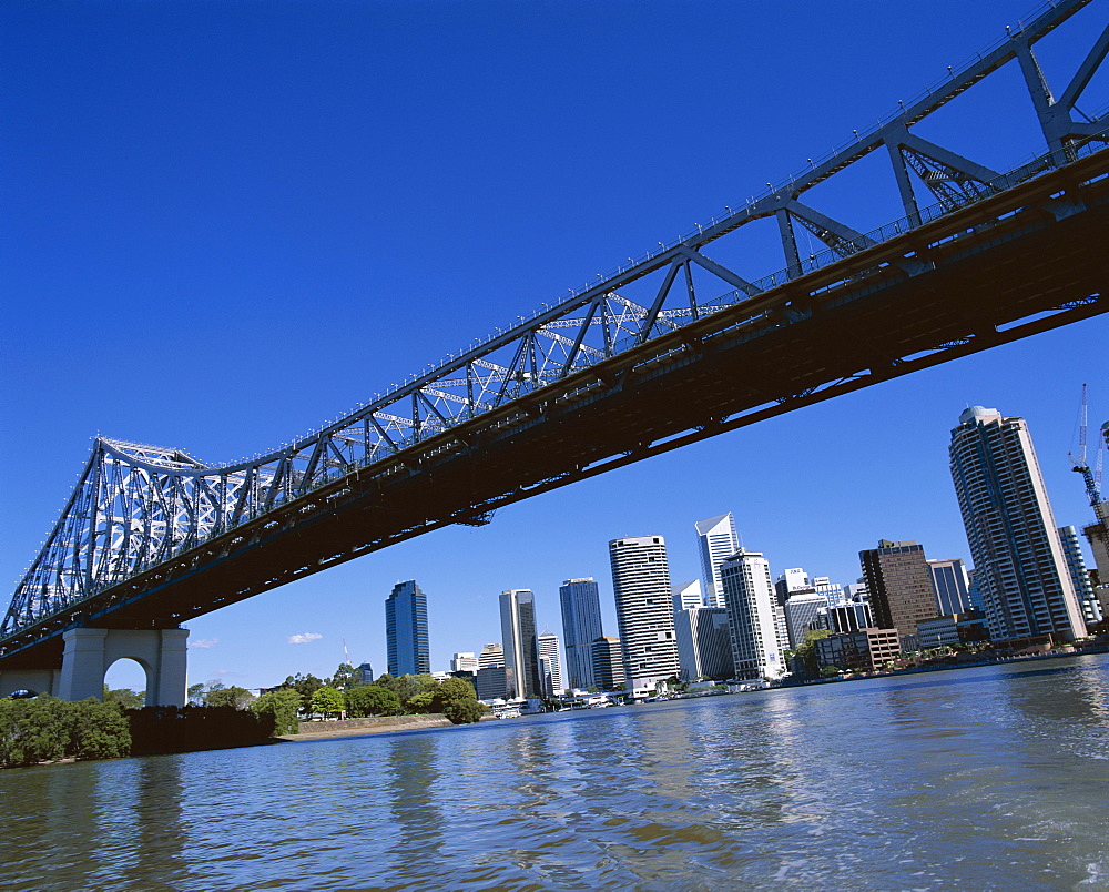 The Storey Bridge and city skyline across the Brisbane River, Brisbane, Queensland, Australia, Pacific